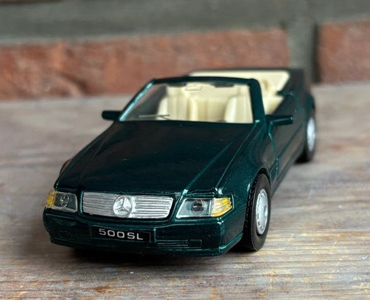 Maisto Shell Mercedes-Benz 500 SL - schaal 1:40, Ophalen of Verzenden, Zo goed als nieuw, Auto