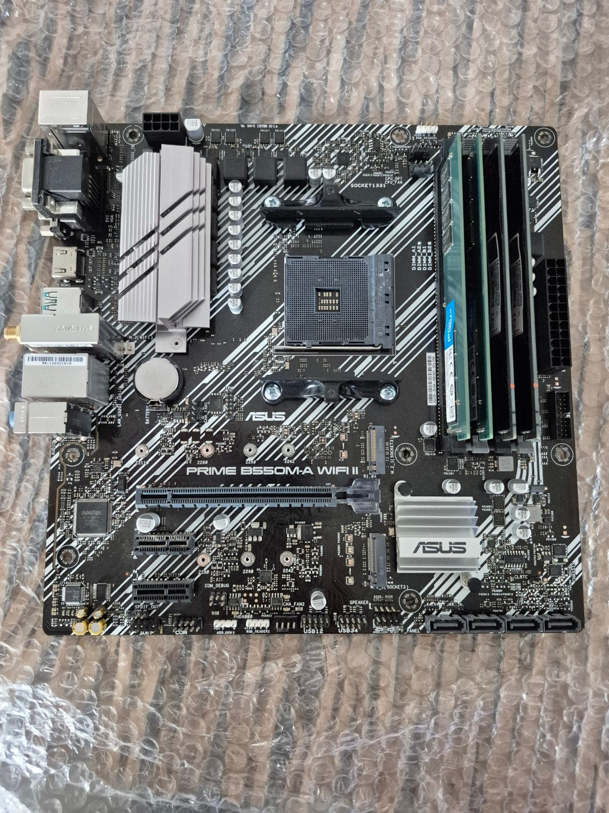 Asus gaming moederbord + 32GB ram, Computers en Software, Ophalen of Verzenden, AMD