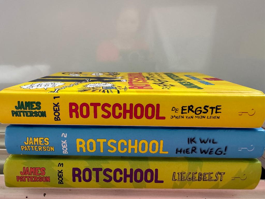 Rotschool boeken- Nieuw- 3 voor 15 euro, Ophalen, Nieuw, Fictie