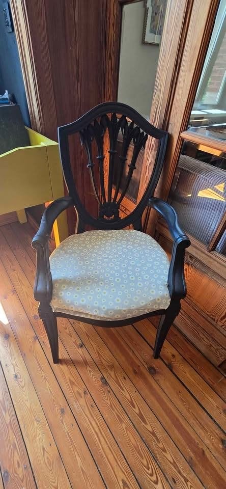 Paire de fauteuils anciens en bois, Enlèvement