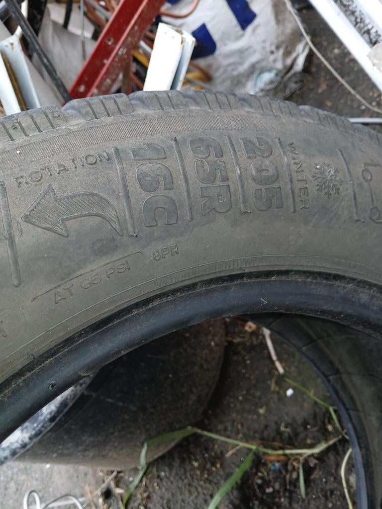 Banden 2 stuks, Auto-onderdelen, Banden en Velgen, Ophalen, Winterbanden, Band(en)