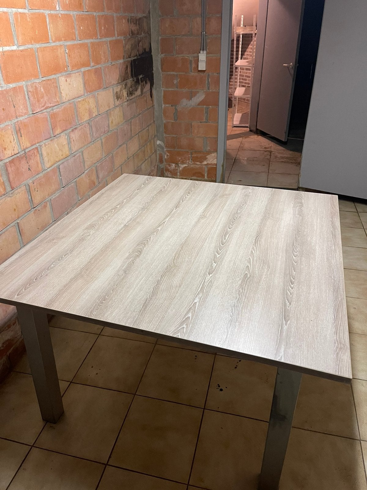 Tafel 1m20*1m20, Huis en Inrichting, Tafels | Eettafels, Vierkant, Ophalen of Verzenden, Zo goed als nieuw, Vijf personen of meer
