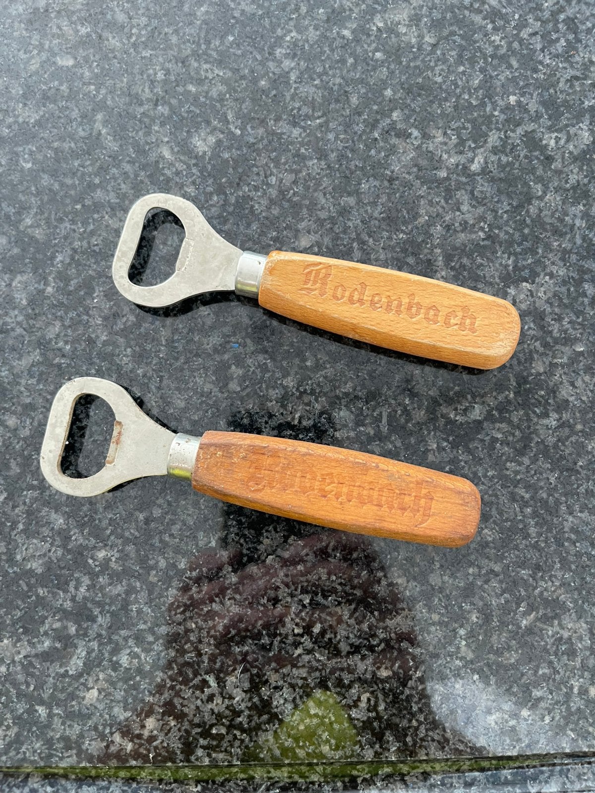 2 Vintage Rodenbach Biersleutels, Verzamelen, Biermerken, Zo goed als nieuw, Ophalen of Verzenden