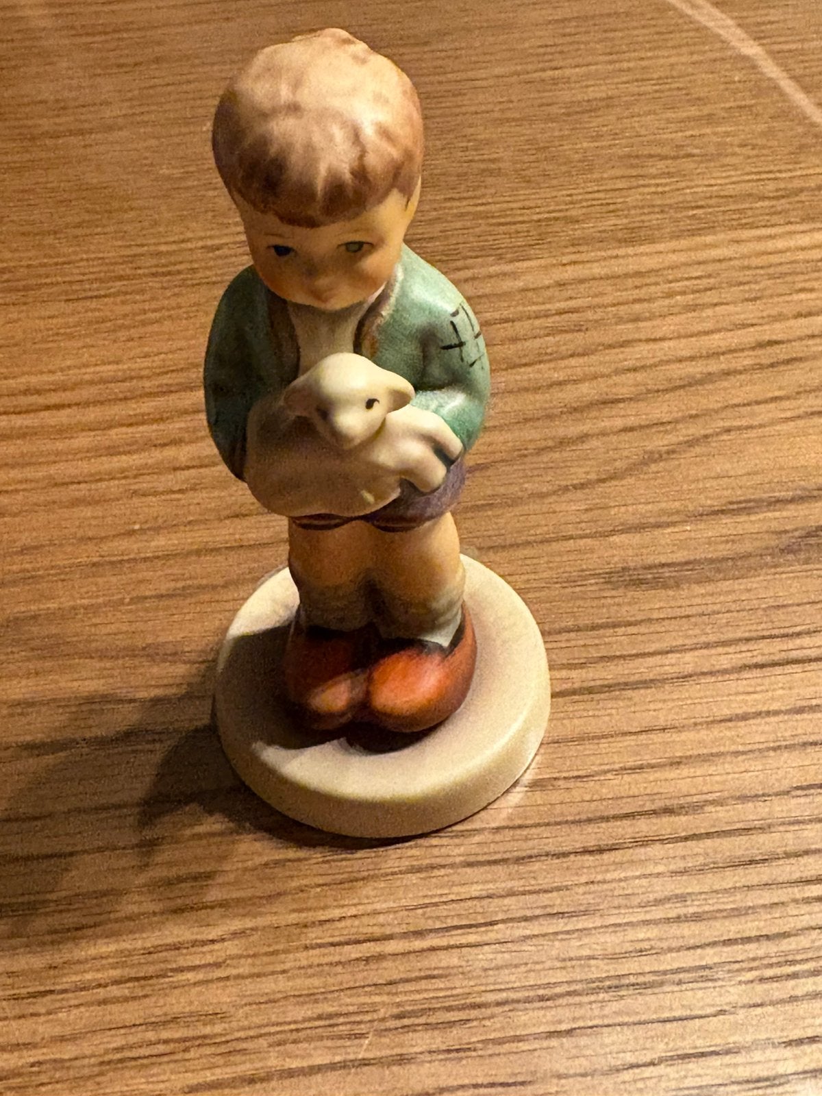 Hummel - Goebel. Hij beschermt hem!, Ophalen of Verzenden, Zo goed als nieuw, Hummel