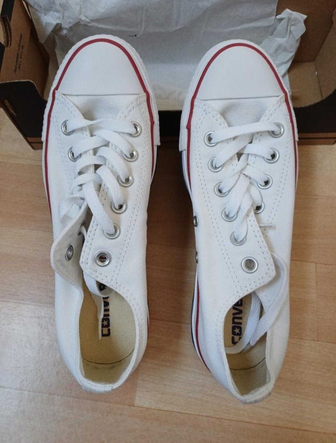 Nieuwe Converse sneakers, Wit, Nieuw, Ophalen of Verzenden, Sneakers