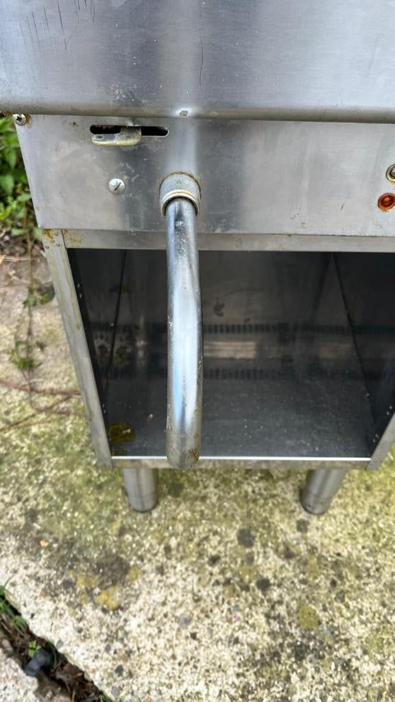 Metos friteuse, Elektronische apparatuur, Frituurpannen, Gebruikt, 4 liter of meer, Ophalen
