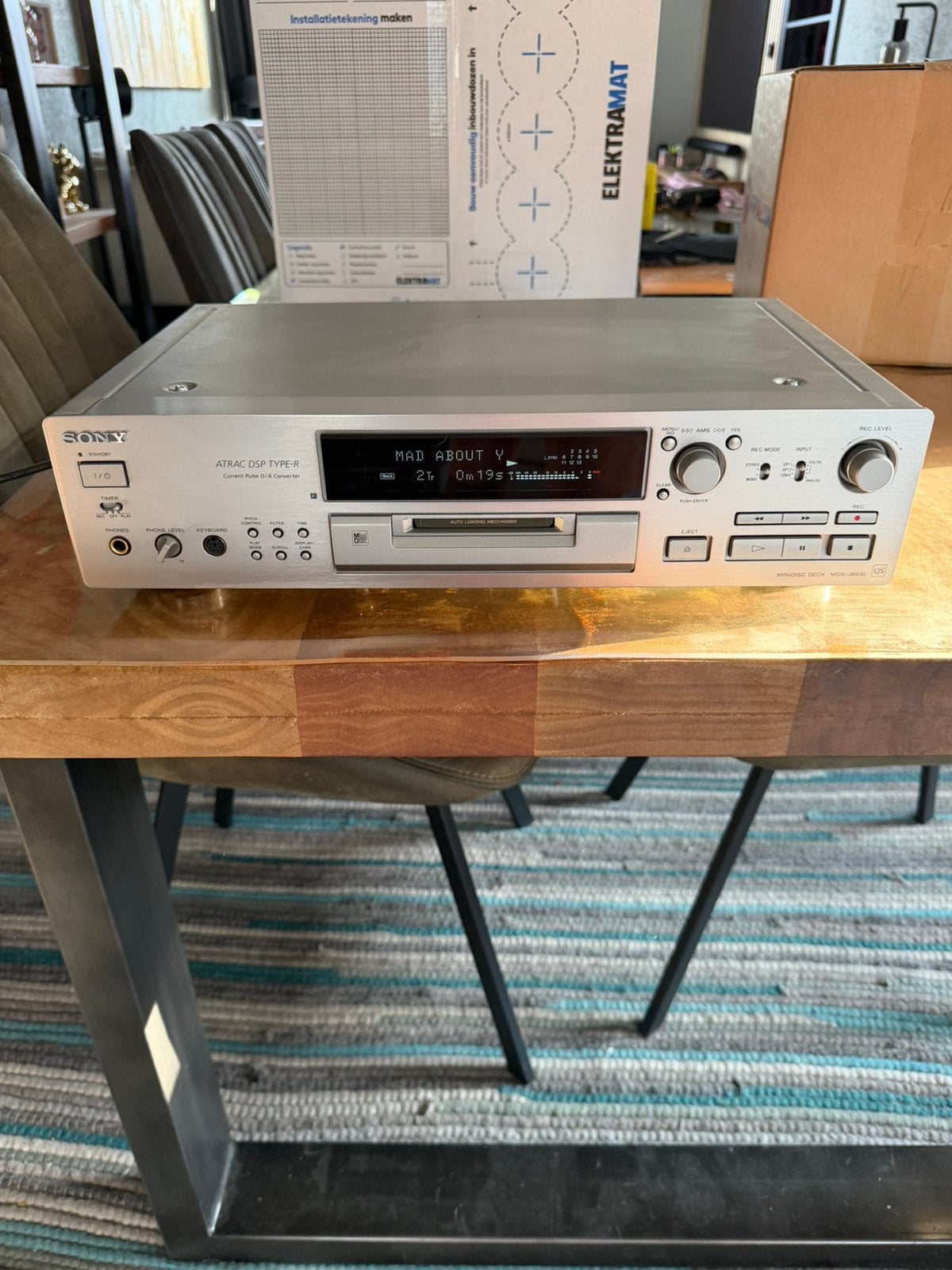 Sony minidisc MDS-JB930 Qs zilver, TV, Hi-fi & Vidéo, Walkman, Discman & Lecteurs de MiniDisc, Enlèvement ou Envoi