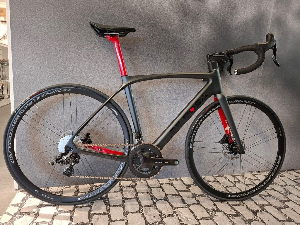 DE ROSA IDOL DISK CHORUS GREY RED – MAAT 487 – 2022, Ophalen, Nieuw, Carbon