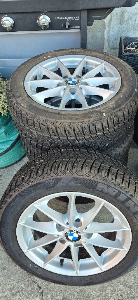 Set winterbanden op BMW velgen 205/55/16, Ophalen, Gebruikt, Velg(en), 16 inch