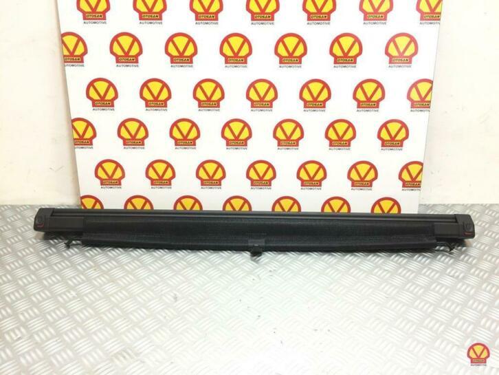 filet de protection pour chien audi a4 8k avant 8k9861691, AUDI AG, Auto-Union-Strasse 1
85045  Ingolstadt, DE, Audi, Utilisé