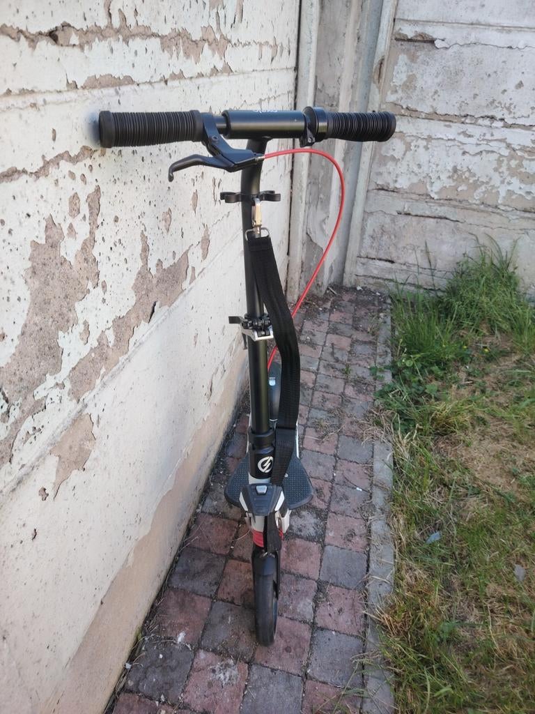Trottinette, Vélos & Vélomoteurs