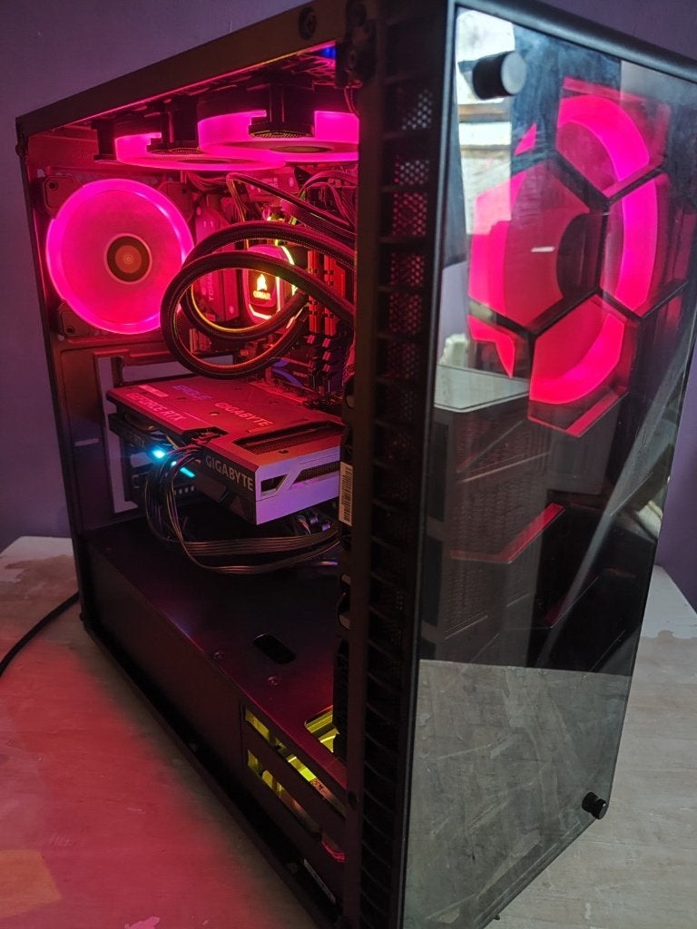 PC-Rtx 3060 Ti, Amd Ryzen 7 3700/Waterkoeling Corsair H115i, Computers en Software, Desktop Pc's, Ophalen, Zo goed als nieuw, 2 TB