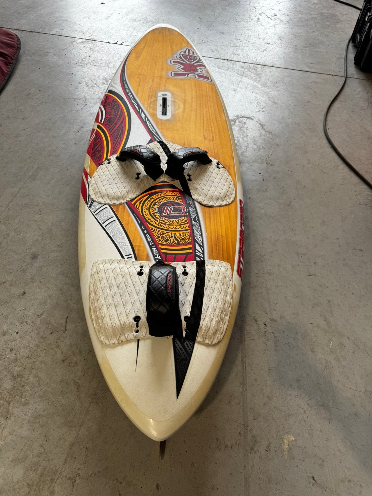 Starboard Kode 94 Freestyle Wave + vin – goede staat, Sports nautiques & Bateaux, Planche à voile sur vague, Comme neuf, Enlèvement