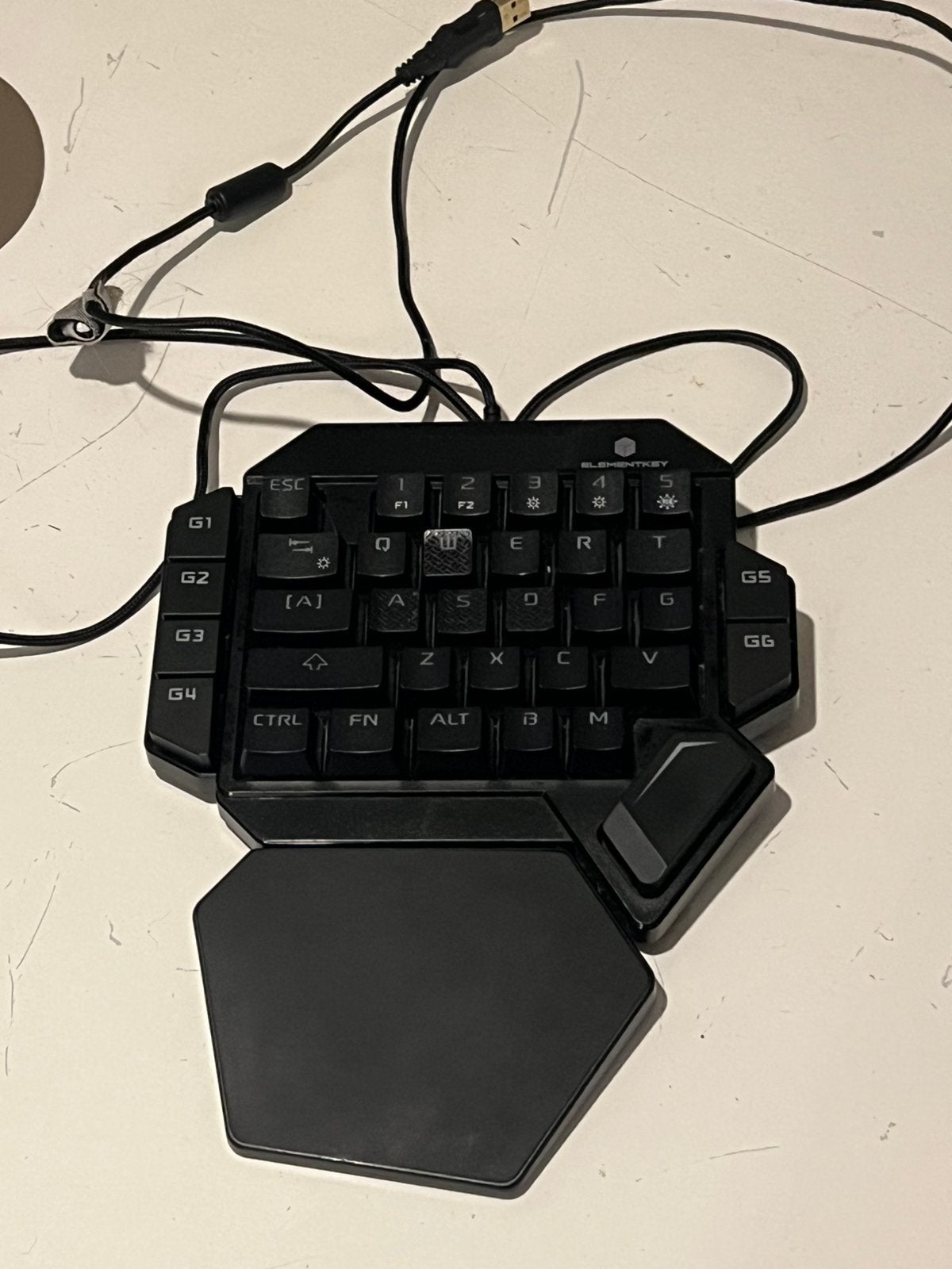 One hand gaming keyboard mechanische toetsen, Ophalen of Verzenden, Qwerty, Gebruikt, Bedraad