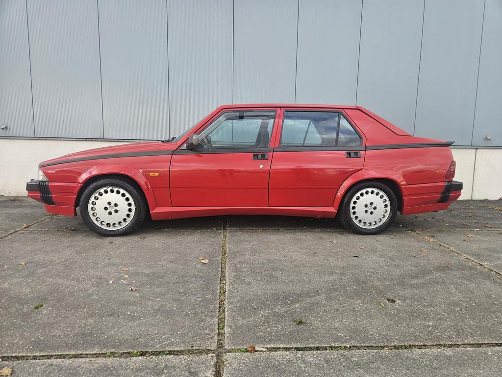 Alfa Romeo 75 3.0 v6, voiture néerlandaise, Autos, Achat, Particulier, Essence, 3000 cm³