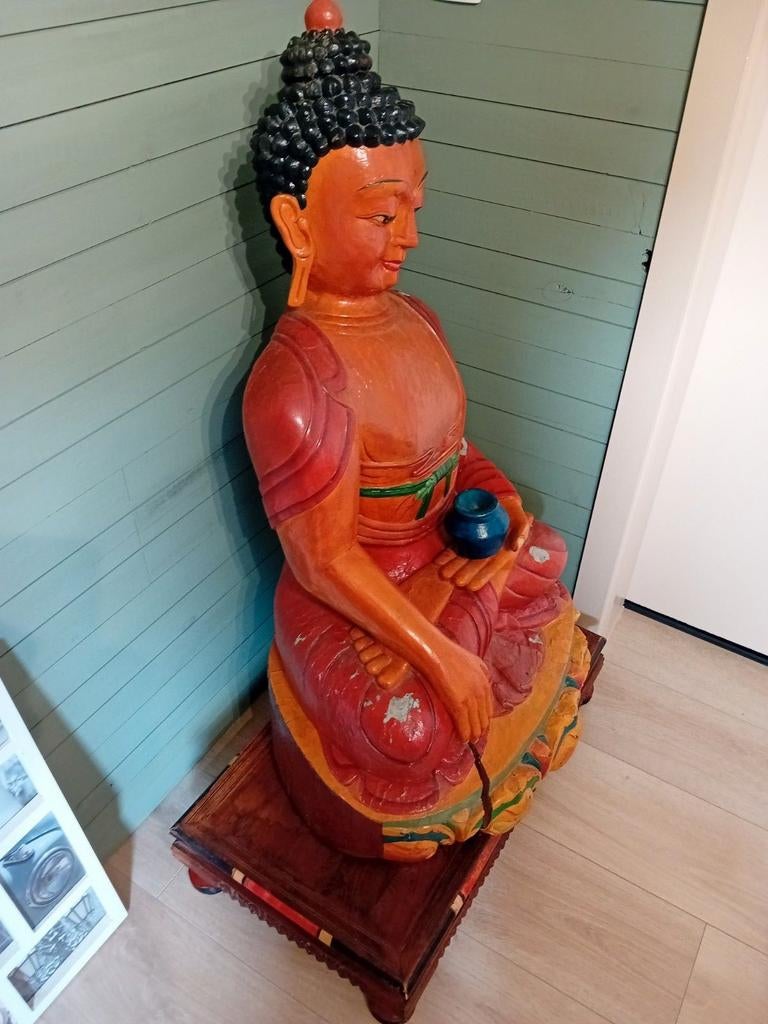 Bouddha népalais, Enlèvement