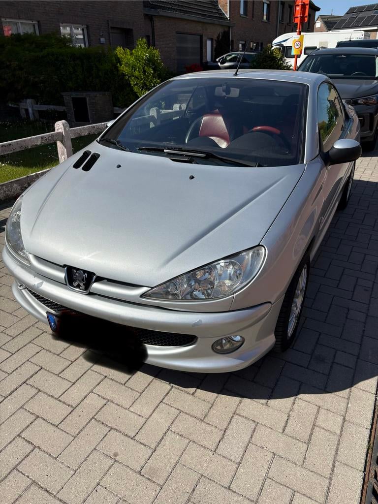 Peugeot 206 cc 01/08/2003, Auto's, Peugeot, 4 zetels, Verwarmde buitenspiegels, 4 cilinders, Cabriolet