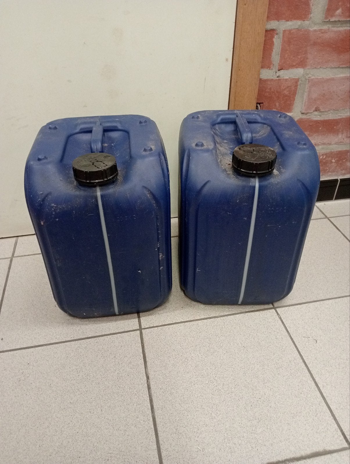 Bidon et bidon robustes de 25 L, Enlèvement ou Envoi, Utilisé