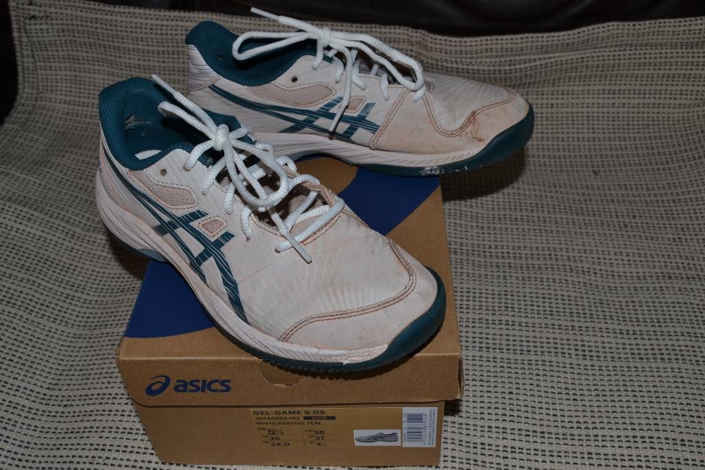 Asics Gel 9 38 Tennis, Sport en Fitness, Tennis, Ophalen, Gebruikt, Schoenen, Overige merken