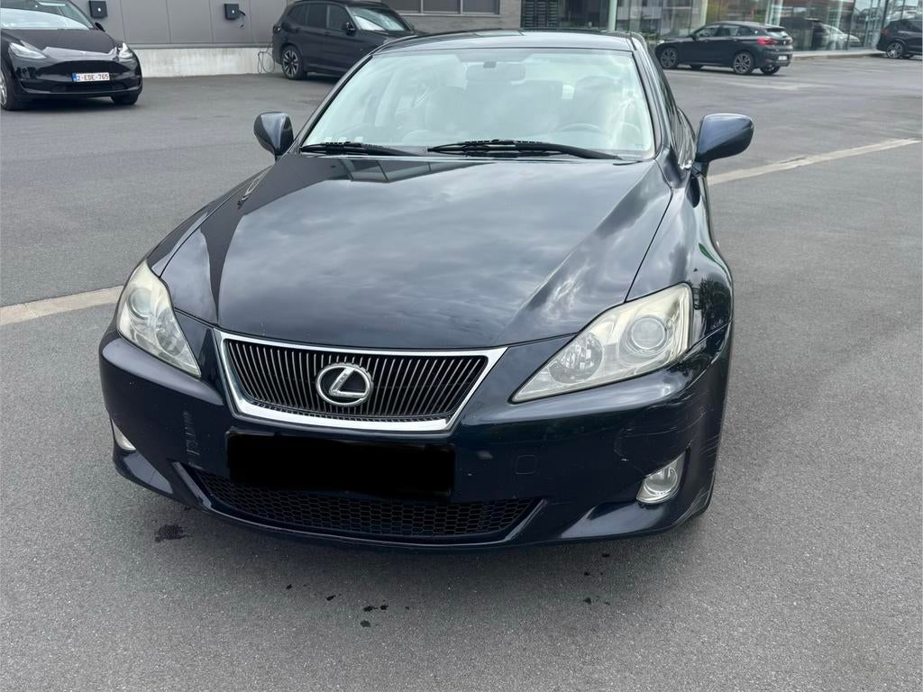 Lexus is 220 diesel, Auto's, 4 cilinders, Blauw, Particulier, Euro 4
