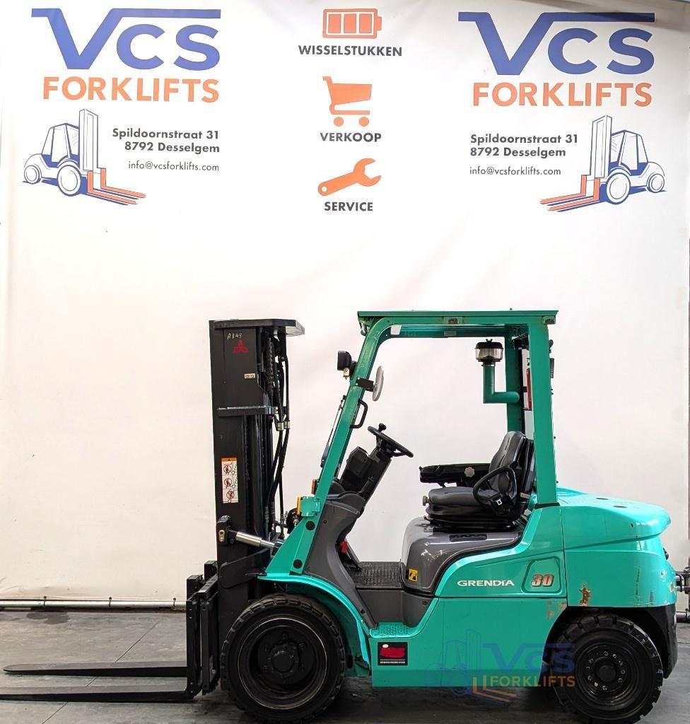 Mitsubishi FD30NT diesel heftruck 4,7 triplex 4 functies, Zakelijke goederen, Ophalen, Diesel, Heftruck, Mitsubishi