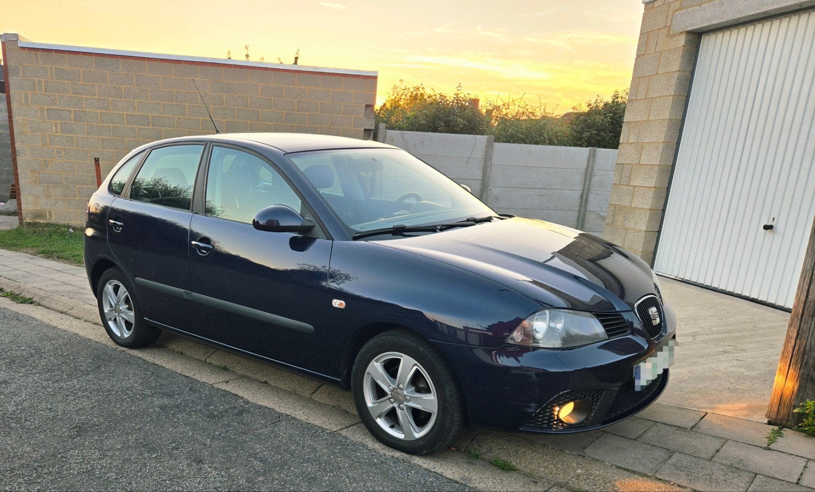 Seat Ibiza 1.4i 85cv Essence Airco Prête à immatriculé, Achat, 5 portes, Particulier, Tissu