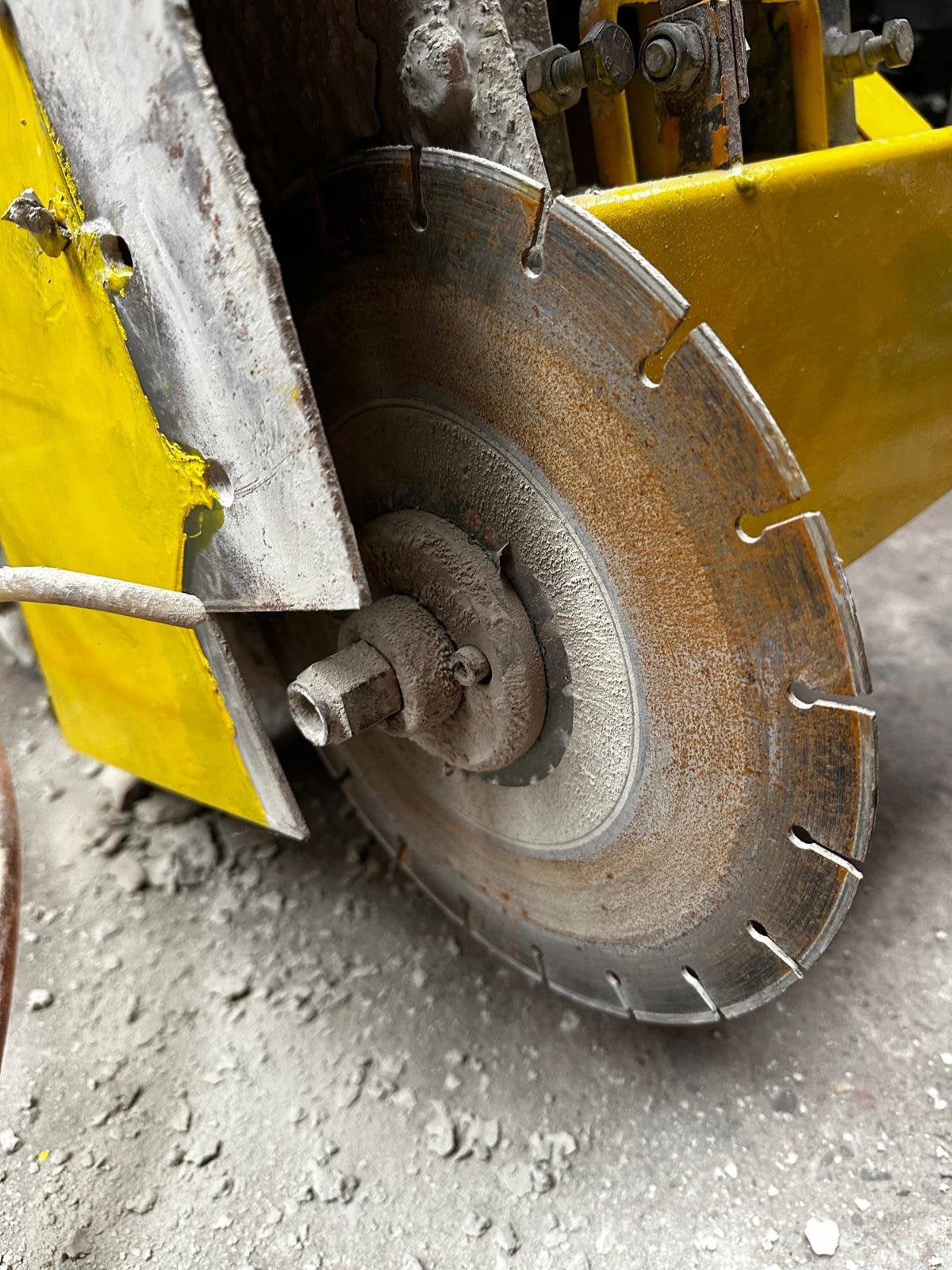 BETONZAAG/VLOERZAAG CEDIMA Honda GX 390 13pk- 450mm, Doe-het-zelf en Bouw, Ophalen, Gebruikt, Benzinemotor