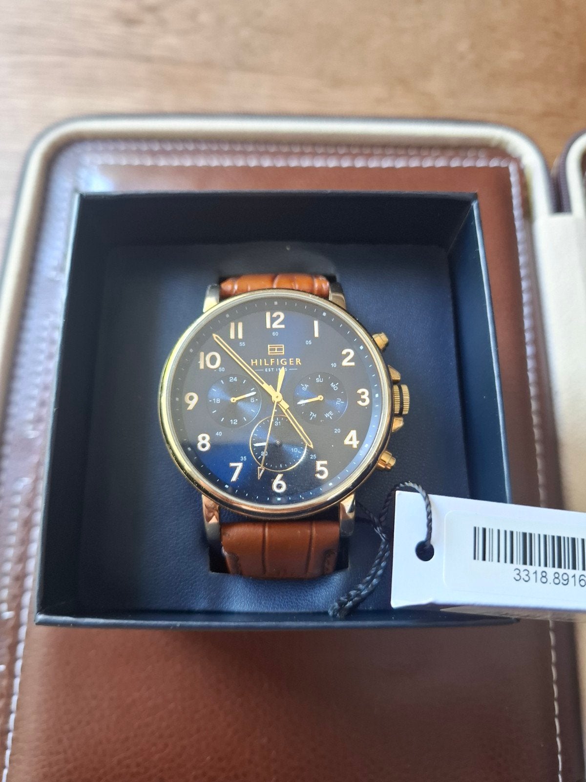 Montre homme Tommy Hilfiger, Handtassen en Accessoires, Horloges | Antiek, Ophalen
