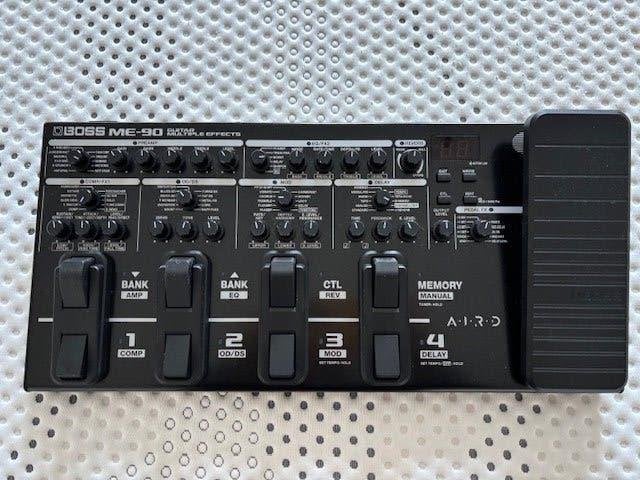 Boss ME-90 MultiFXpedaal, Musique & Instruments, Effets, Enlèvement, Neuf, Multi-effet