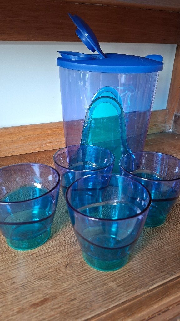 Serveerkan met 4 cups, Huis en Inrichting, Gebruikt, Blauw, Beker of Kan, Ophalen of Verzenden