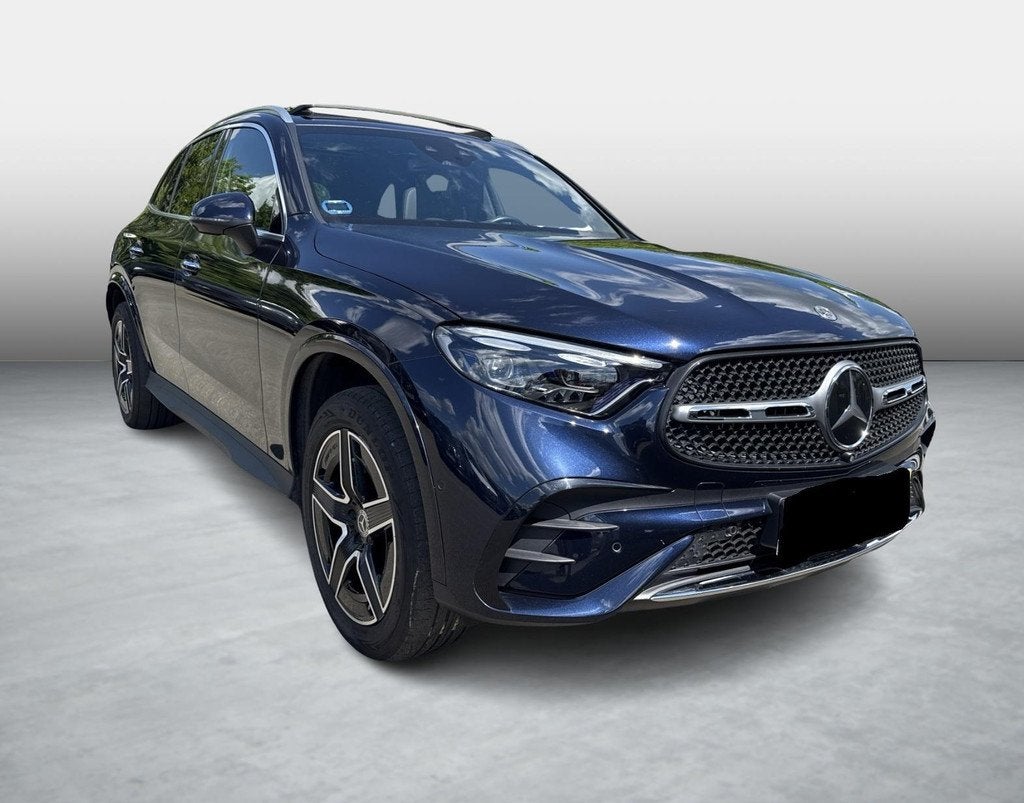 Mercedes-Benz GLC-Klasse 300 e 4MATIC SUV AMG Line | Panoram, Auto's, Automaat, Stof, Gebruikt, 4 cilinders