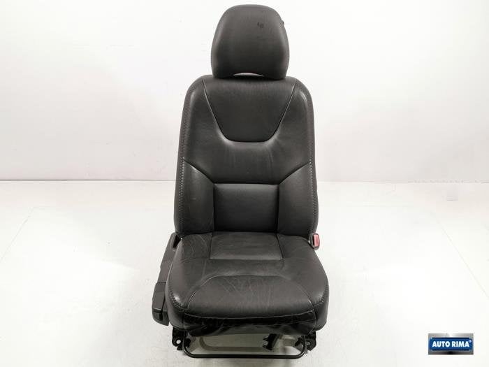 Siège droit d'un Volvo XC70, -, 3 mois de garantie, Utilisé, -