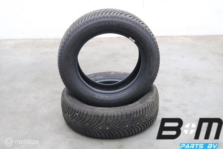 2 x 2056016 92H Michelin Alpin 5 AO 7.5mm 205 60 16, Gebruikt, 16 inch