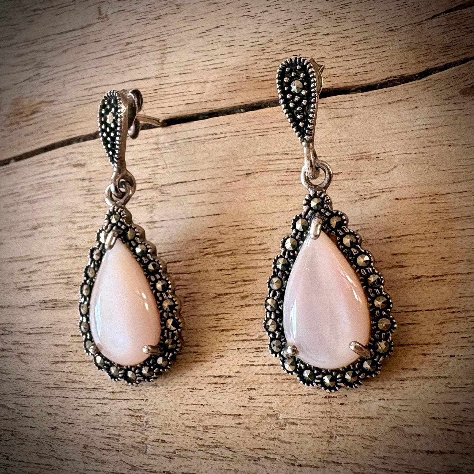 Prachtige Vintage Mother Of Pearl/Zilveren Oorbellen, Ophalen of Verzenden, Zo goed als nieuw, Zilver