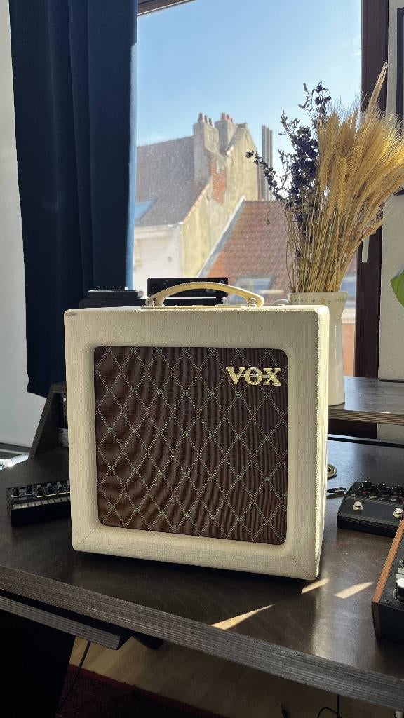 Vox AC4TV, Ophalen, Gebruikt