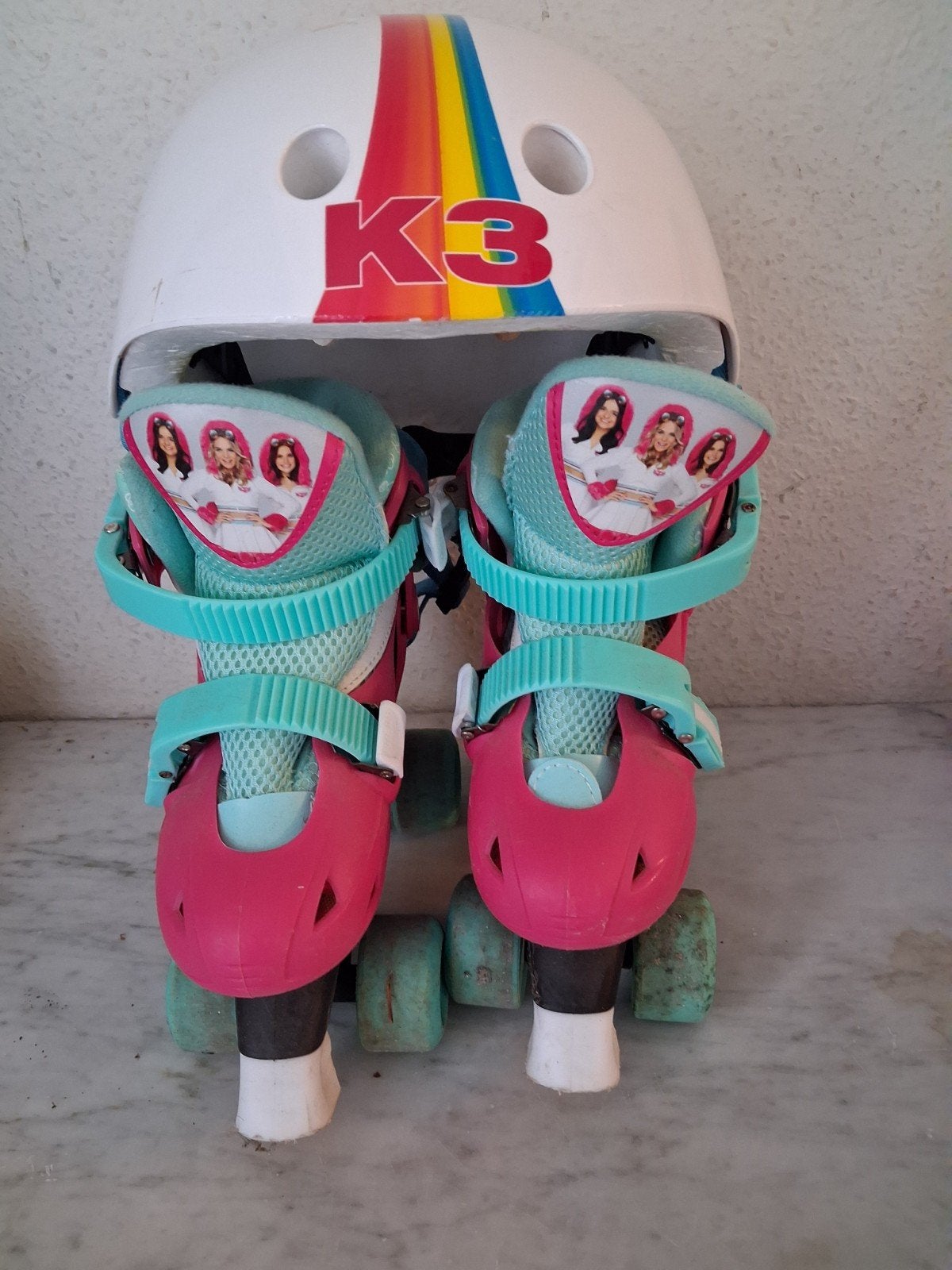 K3 Rolschaatsen +Helm maat 30/33, Enfants & Bébés, Jouets | Extérieur | Patins à roulettes, Enlèvement