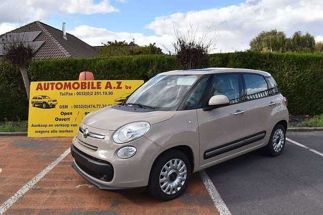 Fiat 500L Living 1.4i T Lounge Airco/Pano ***12M GARANTIE***, Auto's, Monovolume, Zwart, Overige brandstoffen, Beige