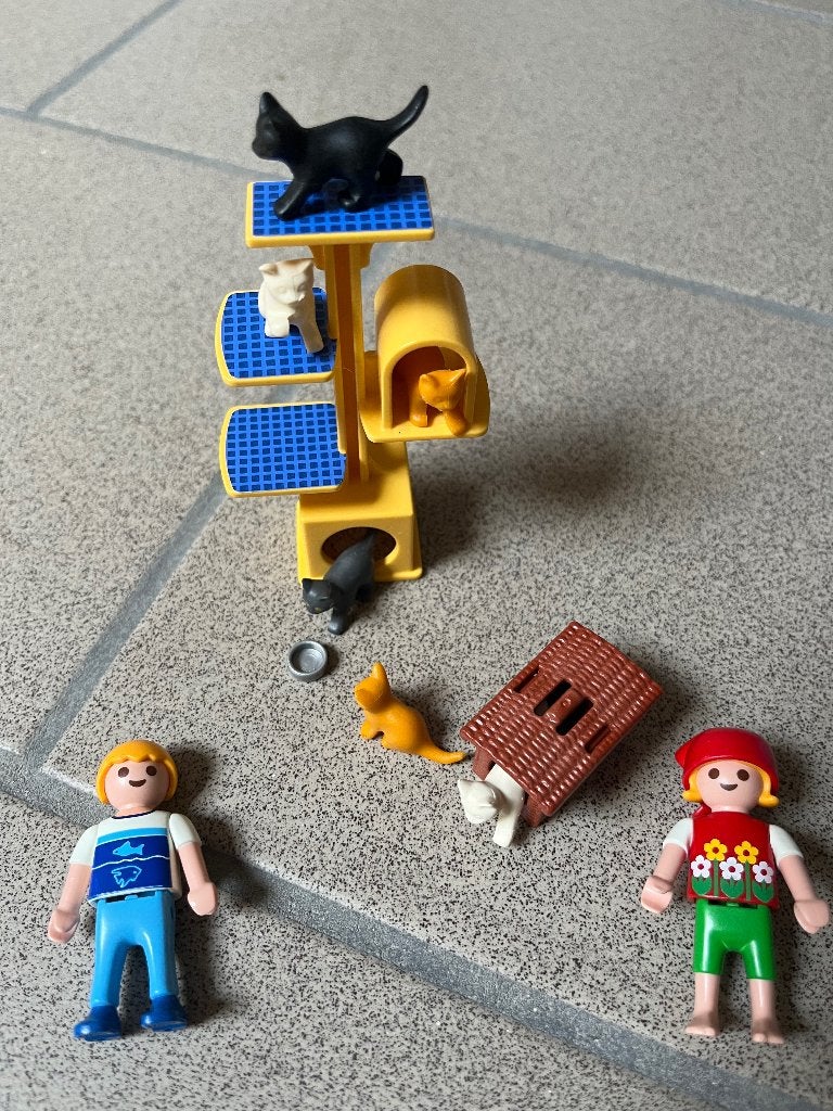 Playmobil Arbre à chat avec chats, Enlèvement ou Envoi, Comme neuf, Kit complet, Figurines