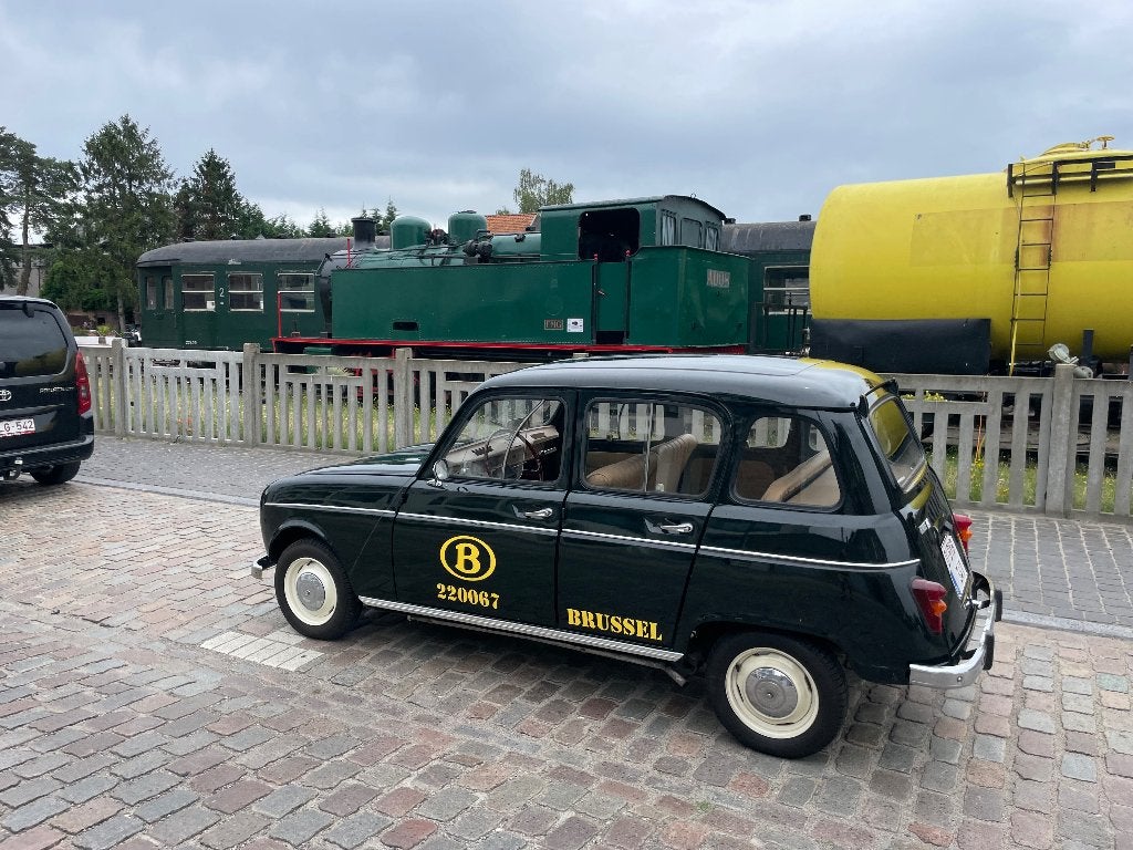 Renault 4 oldtimer, foto 3