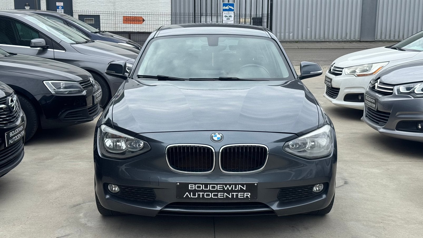 Bmw 1 Serie 1.6Benzine AUTOMAAT 2011 170.xxxkm Topstaat, Autos, BMW, Argent ou Gris, Achat, Entreprise, Carnet d'entretien