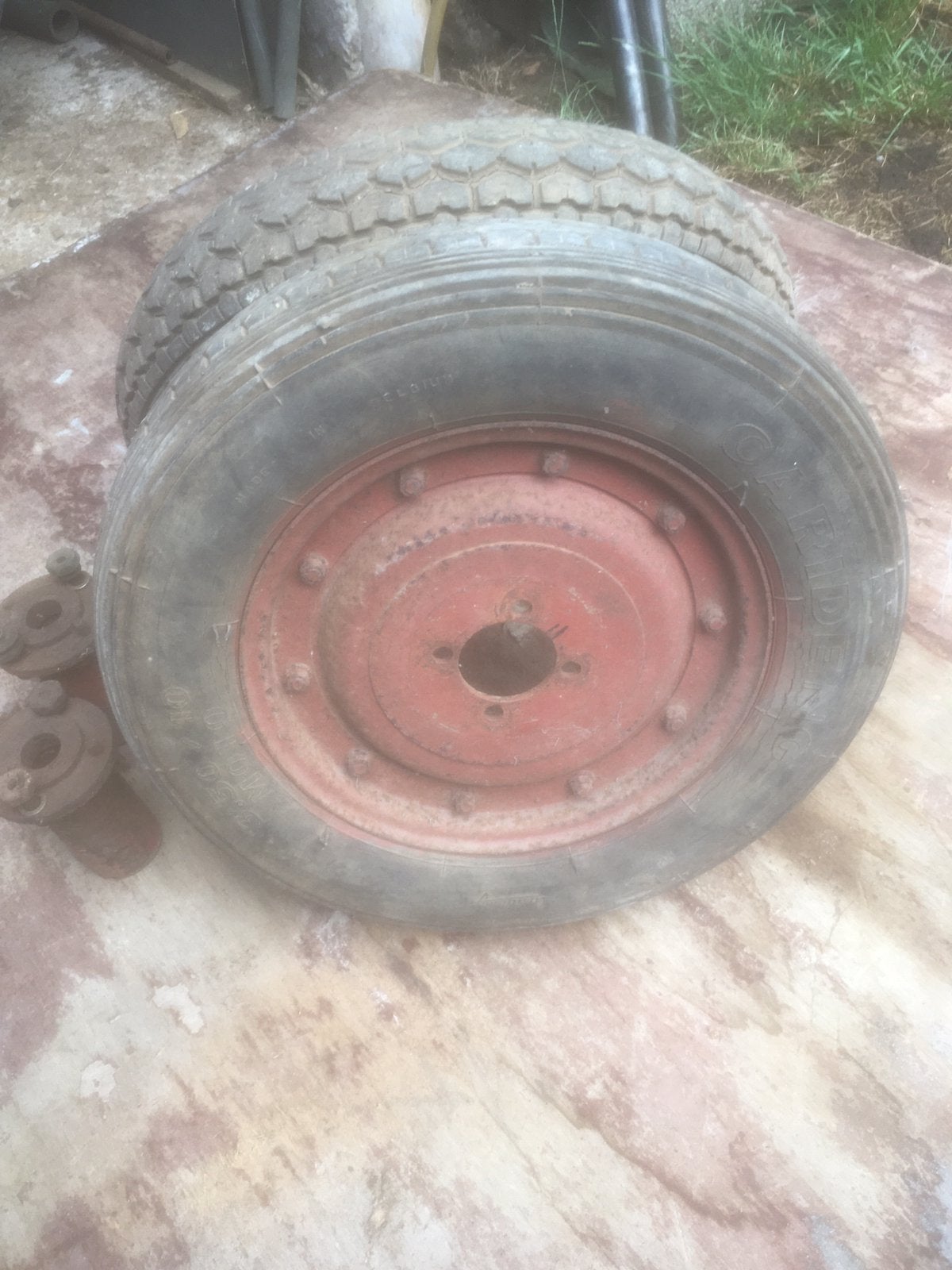 Banden (2stuks)en aansluitstukken, Auto-onderdelen, Ophalen of Verzenden, Band(en)