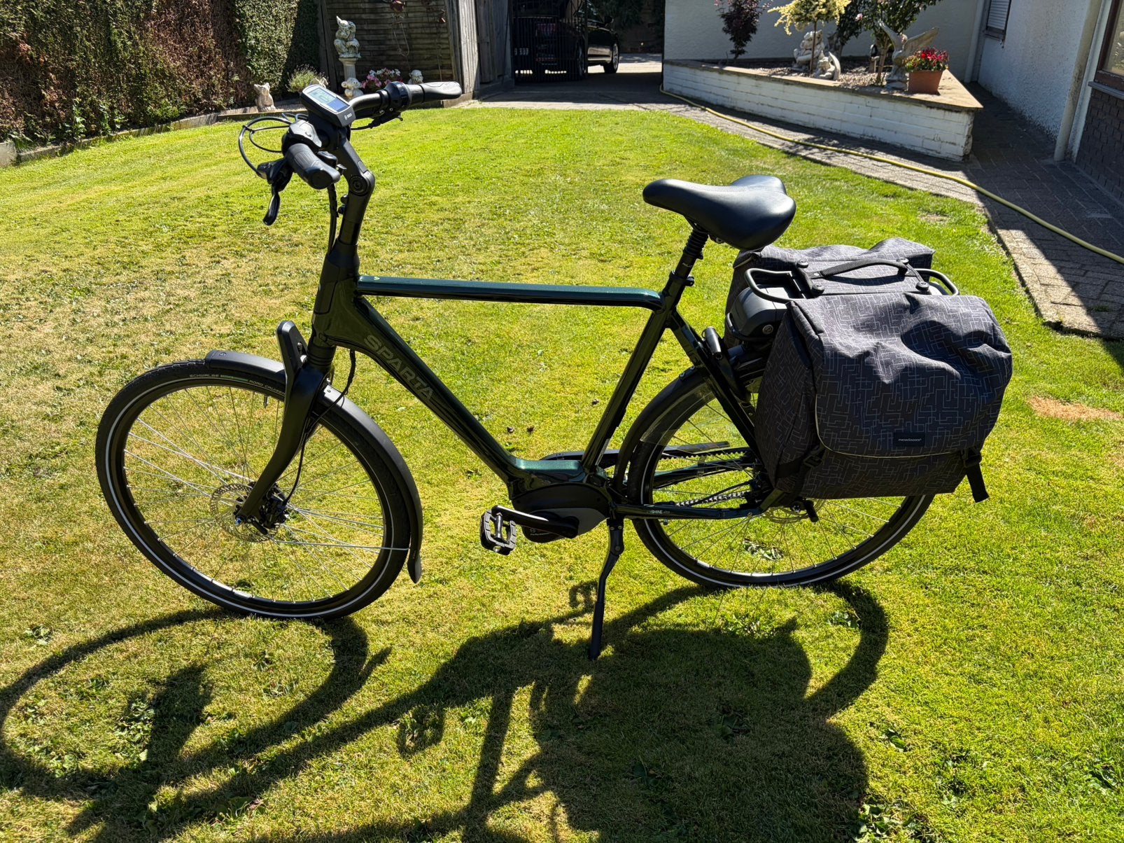 Zeer mooie en degelijke Elecktrische stadsfiets, Fietsen en Brommers, Ophalen, Zo goed als nieuw, Sparta, Versnellingen