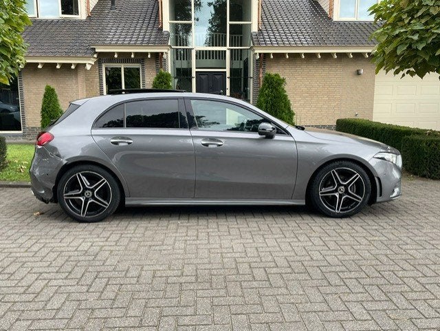 Mercedes-Benz A-Klasse 180 d AMG LINE PANO NAVI CAMERA LED, Autos, Achat, Entreprise, 116 ch, 5 portes