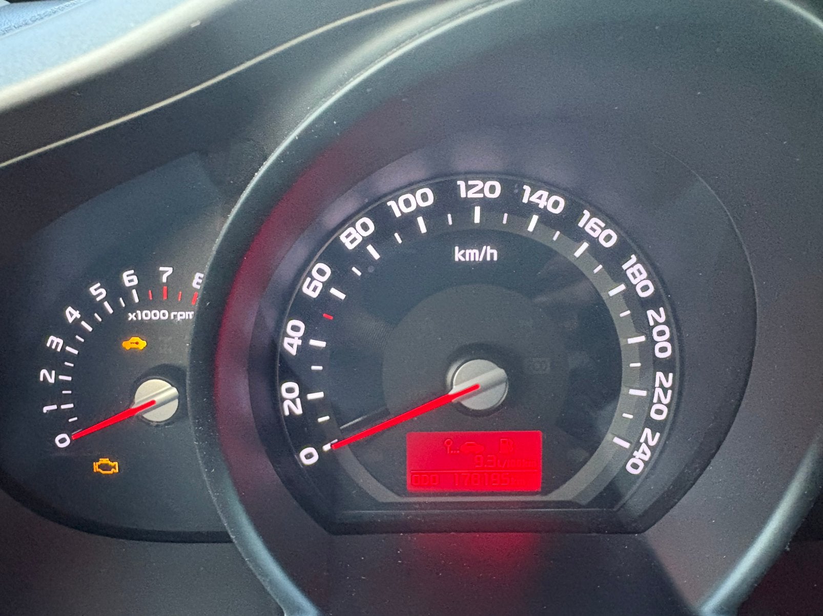 Kia Sportage 1.6 Benzine – 2014, Autos, Boîte manuelle, Noir, 5 portes, Particulier