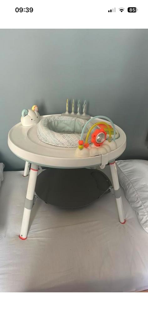 Activiteiten tafel, Kinderen en Baby's, Kinderkamer | Tafels en Stoelen, Ophalen, Zo goed als nieuw