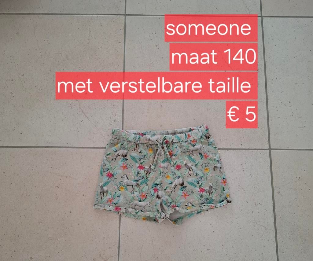 Short someone, Kinderen en Baby's, Kinderkleding | Maat 140, Broek, Meisje, Ophalen of Verzenden, Zo goed als nieuw