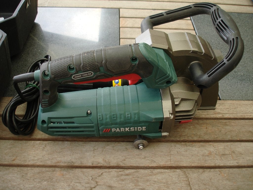 Muurfrees Parkside PMNF 1350 E4 met dubbele slijpschijven., Gebruikt, Muurfrees, Ophalen of Verzenden, Parkside