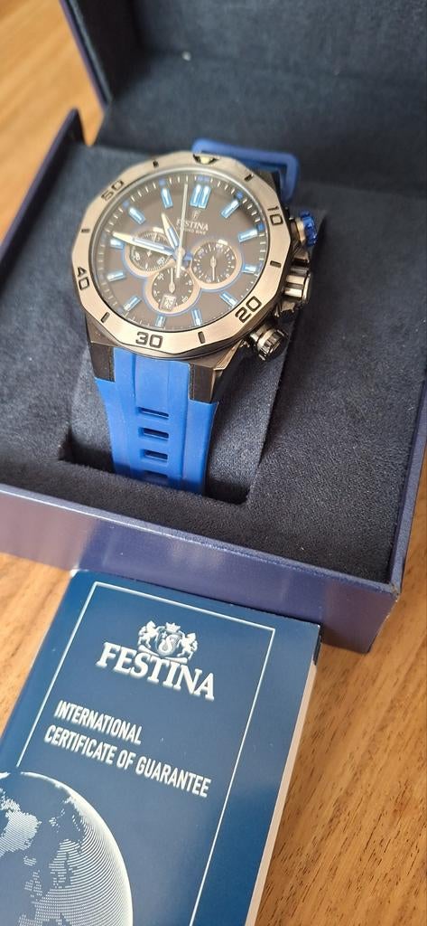 Festina horloges., Ophalen