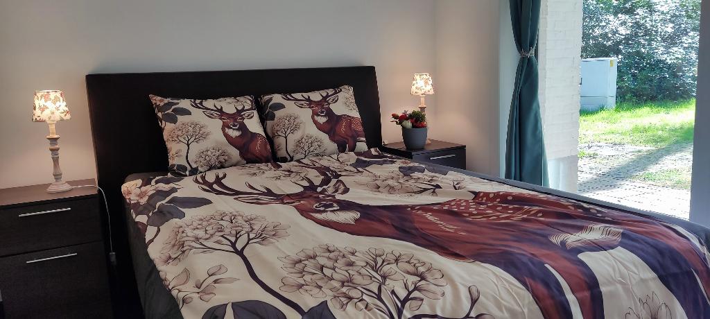 Vakantie in Limburg, Hengelhoef bungalow 5 pers, zwembad, Propriétaire, Parc de loisirs, Bois/Forêt, Lit enfant