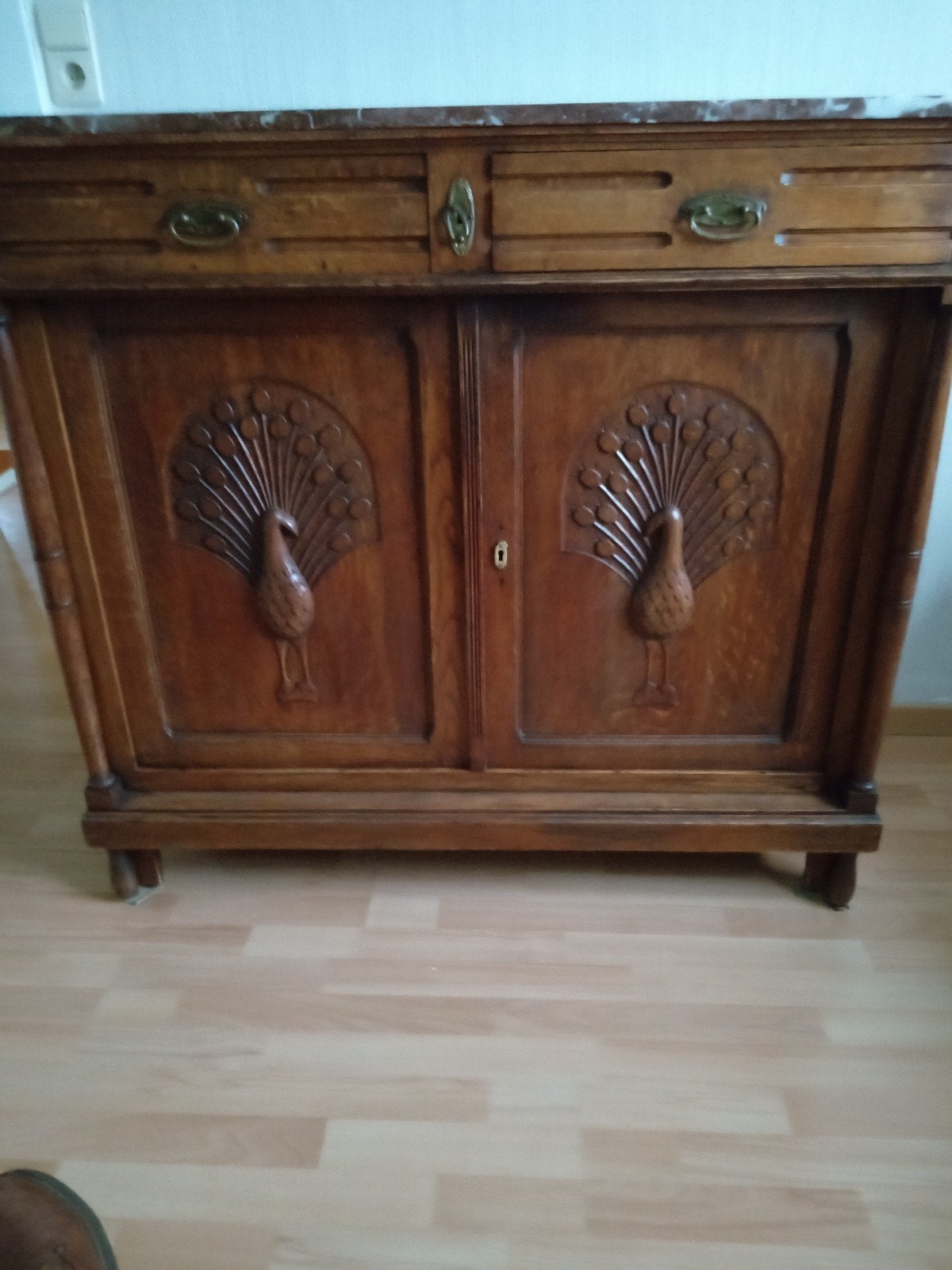 Antieke. Kast. Met. Marmeren.  Blad, Ophalen